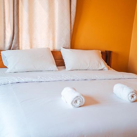 Vang Vieng Sunset Guesthouse & Restaurant المظهر الخارجي الصورة