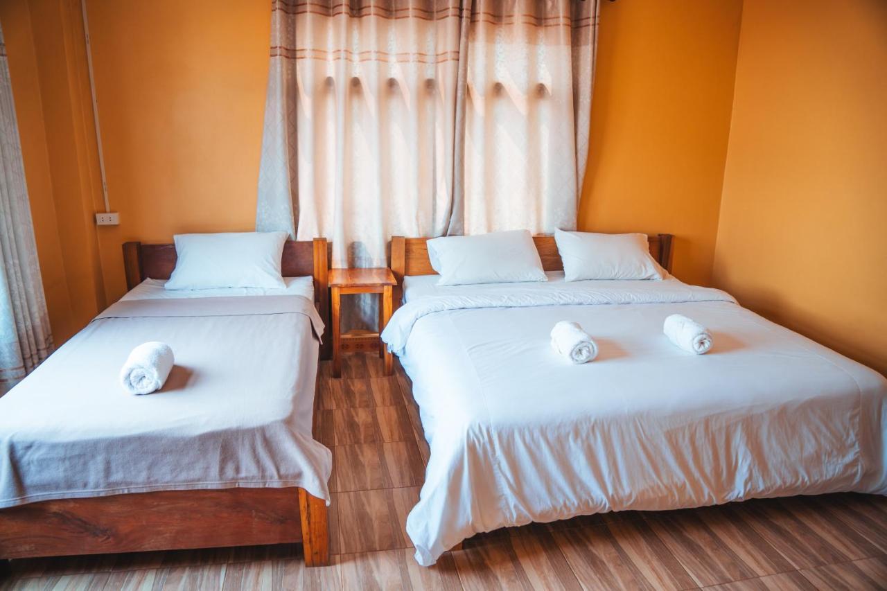 Vang Vieng Sunset Guesthouse & Restaurant المظهر الخارجي الصورة