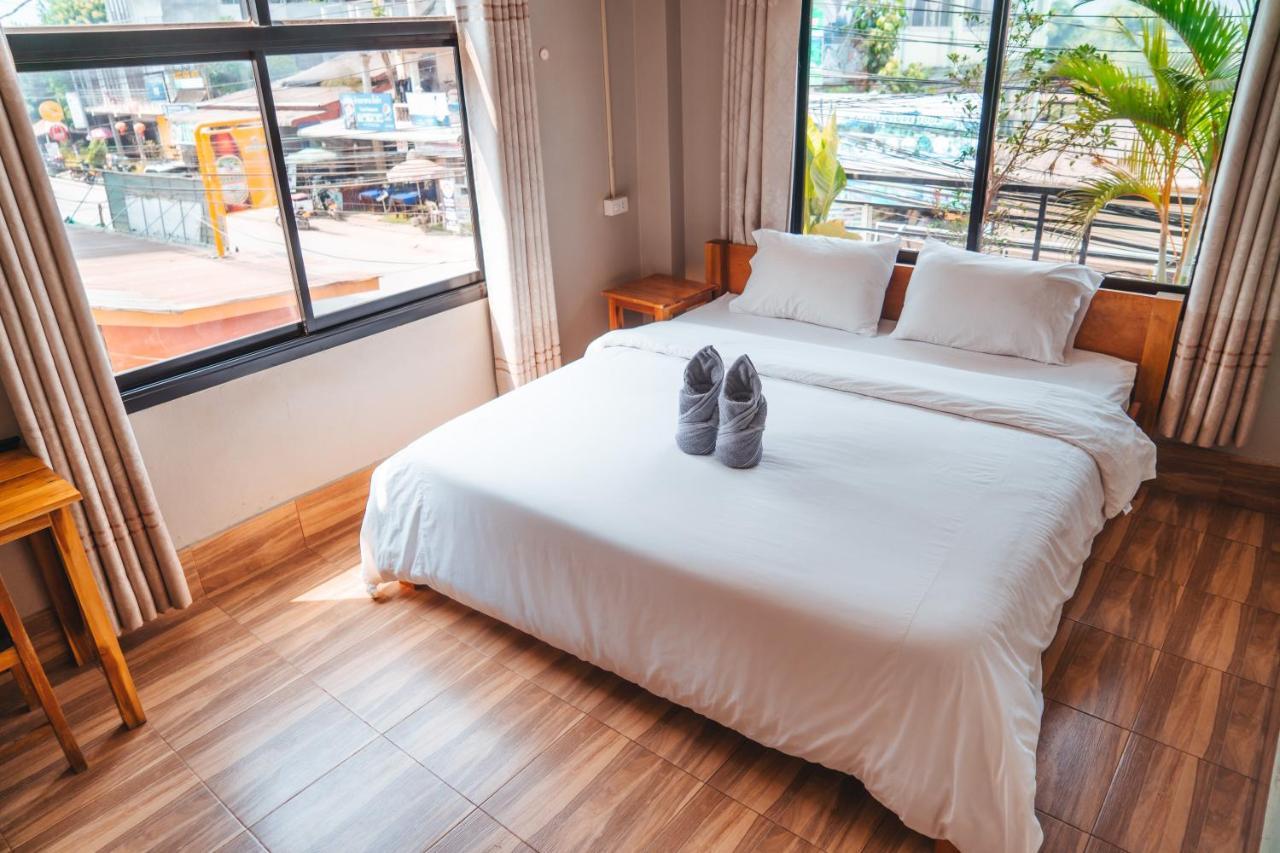 Vang Vieng Sunset Guesthouse & Restaurant المظهر الخارجي الصورة