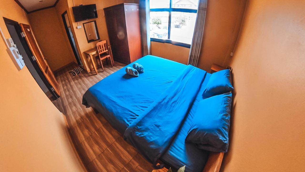 Vang Vieng Sunset Guesthouse & Restaurant المظهر الخارجي الصورة