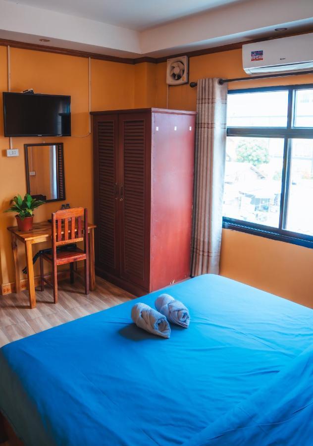 Vang Vieng Sunset Guesthouse & Restaurant المظهر الخارجي الصورة